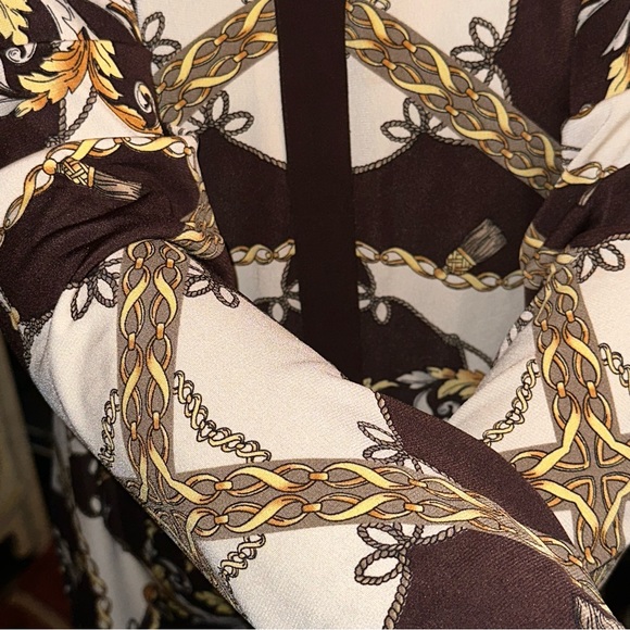 Ladies blouse - Picture 4 of 5